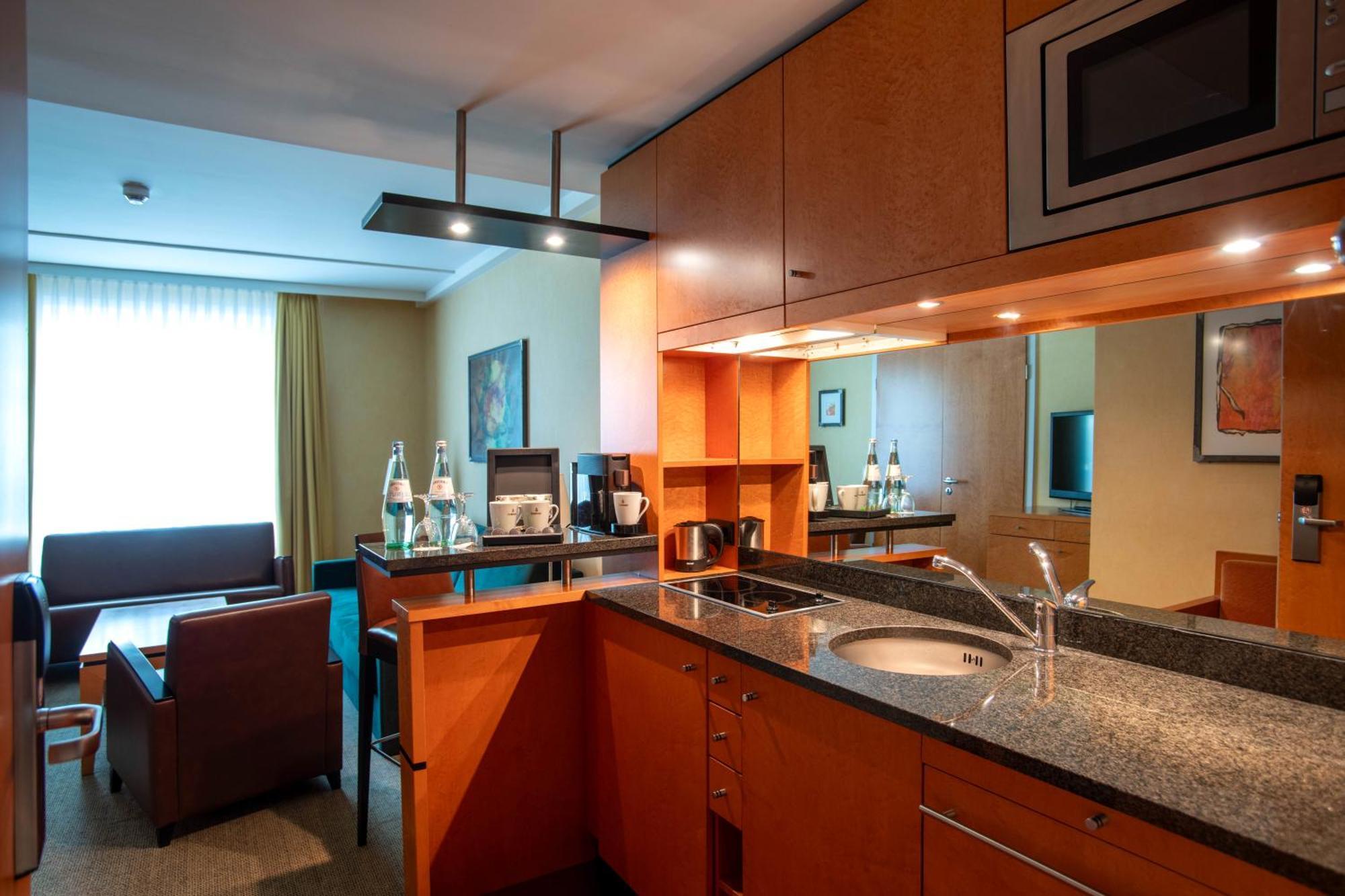 Best Western Premier Airporthotel Berlin Schönefeld Eksteriør bilde